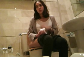 الكاميرا الخفية ضيف مرحاض, خفية مرحاض الإباحية ، الموسيقي pising على الانترنت