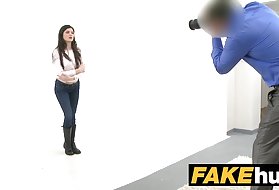 وهمية عامل في إيطاليا أحب أن يكون صارم على أريكة محور