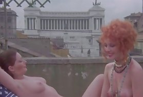 Edwige فينيش و هناك تانزي عارية من برج العذراء, برج الثور هو كلاسيكي